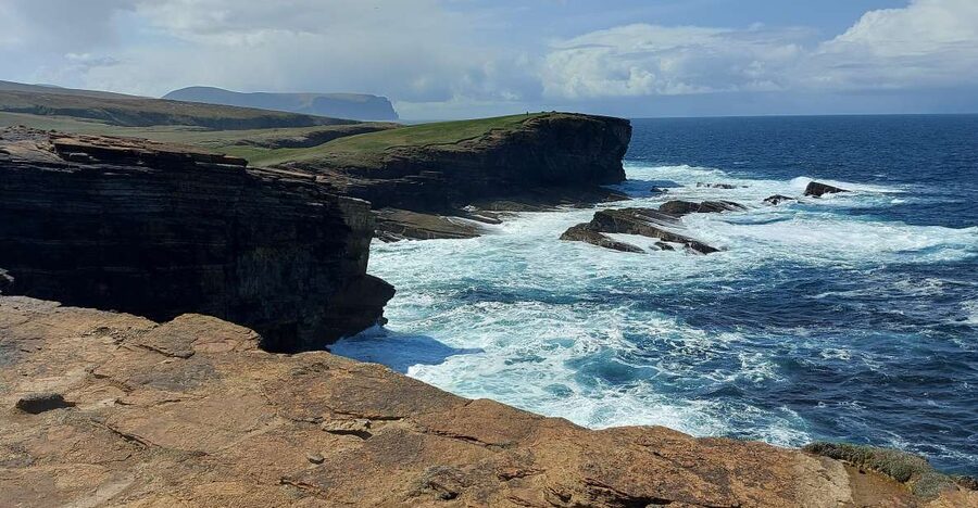 Orkney: West Mainland Group Day Tour - Unstan Chambered Cairn: 5,300 years of burial in Stenness Loch country