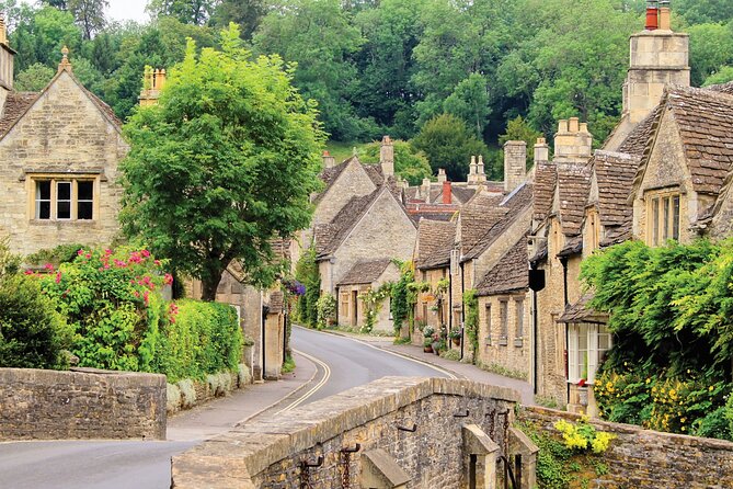 Oxford and Cotswold Small-Group Tour from Bristol - Oxford on your feet: colleges, Ashmolean, and skyline viewpoints