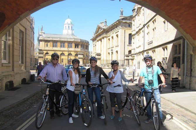 Oxford Bike and Walking Tour - The university stops that set the tone