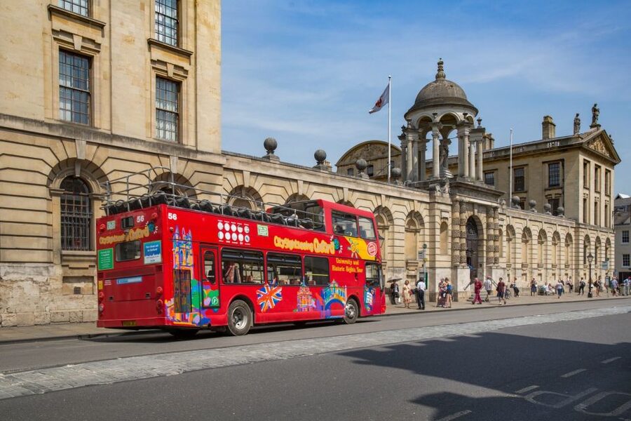 Oxford: City Sightseeing Hop-On Hop-Off Bus Tour - Start smart: Railway Station, Gloucester Green, and the quick orientation zone