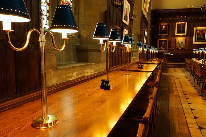 Oxford Harry Potter Film Locations Walking Tour by Alumni™ - Walking into Oxford with a plan, not a map