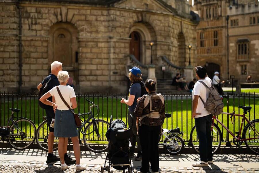 Oxford: Harry Potter Film Tour Led by University Alumni - Where the Wizarding World Meets the Real Oxford Film Scene