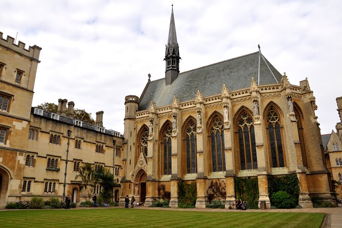 Oxford: Official CS Lewis and JRR Tolkien Walking Tour - St Mary the Virgin: Where Lewis Preached Wartime Sermons
