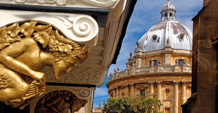 Oxford: Official University and City Walking Tour - Why Oxford’s spires make the perfect walking tour
