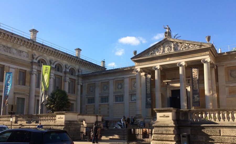 Oxford: Official University and City Walking Tour - Martyrs’ Memorial and St Michael of Northgate, the early-Oxford storyline