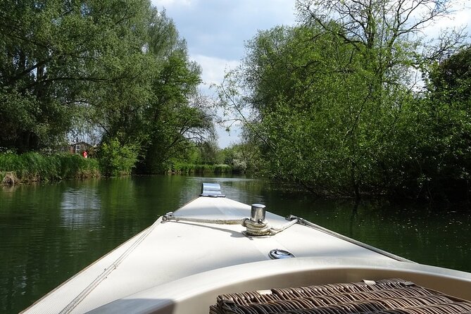 Oxford Sightseeing Picnic River Cruise - Christ Church Meadow and the College Views You Miss on Foot