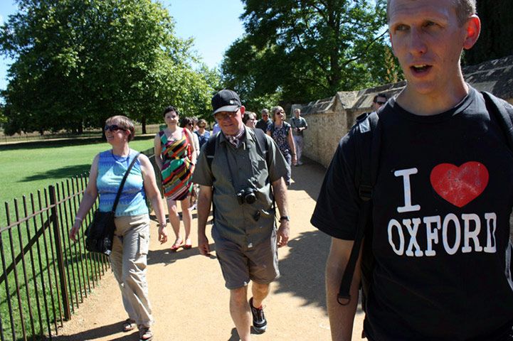Oxford University: Guided Small Group Walking Tour - How Guides Keep the Tour Personal (And Why That Matters)