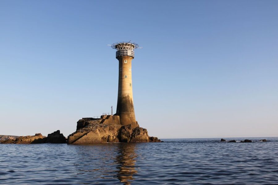 Penzance: Land's End Boat Tour with Wildlife Guides - Price and 2 hours of value: what $83 buys you in real terms