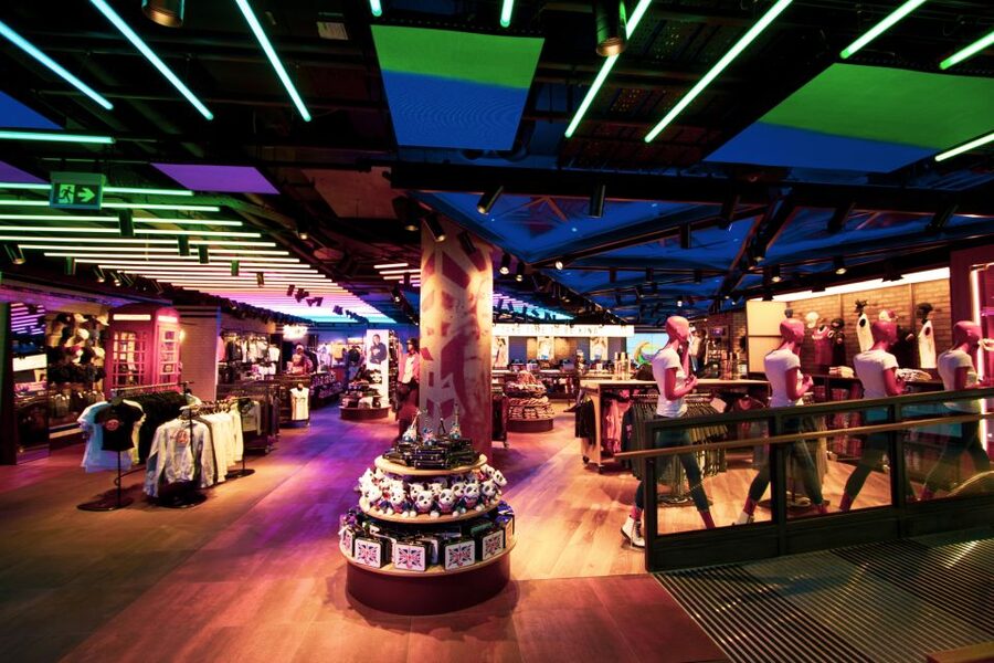 Picadilly Circus: Hard Rock Cafe Set Menu Lunch or Dinner - What You Actually Eat: Burgers, Chicken, Plant-Based, and Salmon
