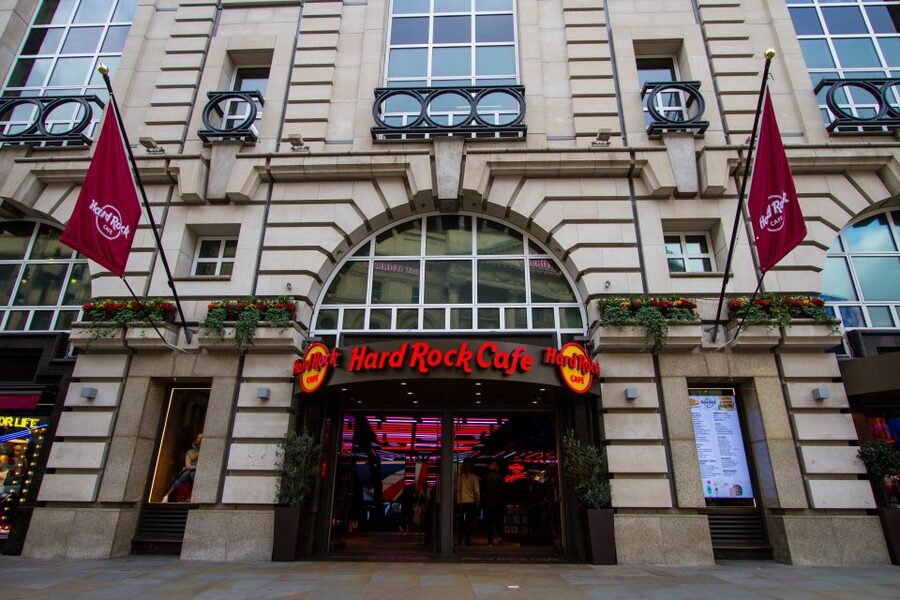 Picadilly Circus: Hard Rock Cafe Set Menu Lunch or Dinner - Service Style in a West End Setting: What to Expect