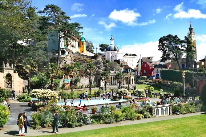 Portmeirion, Castles and Snowdonia Tour - Snowdonia National Park drive: lakes, villages, and the road trip feel