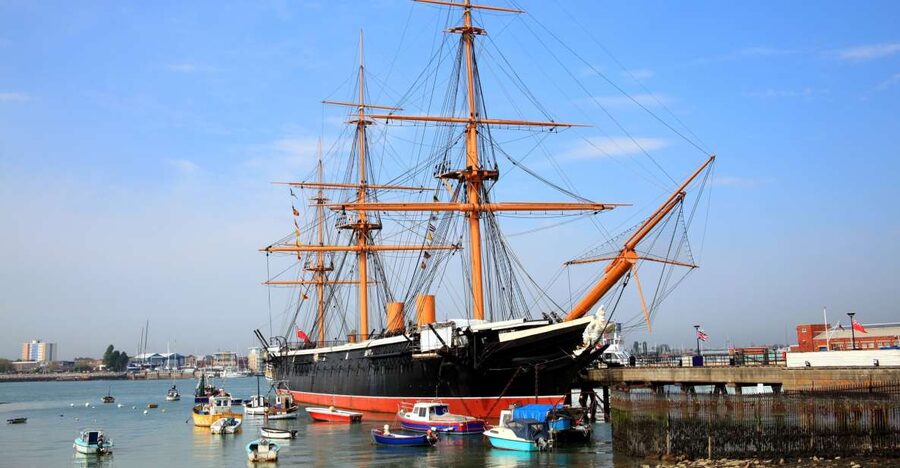 Portsmouth: Historic Dockyard Ultimate Explorer Ticket - Harbour Tour: where the modern ships and historic skyline meet