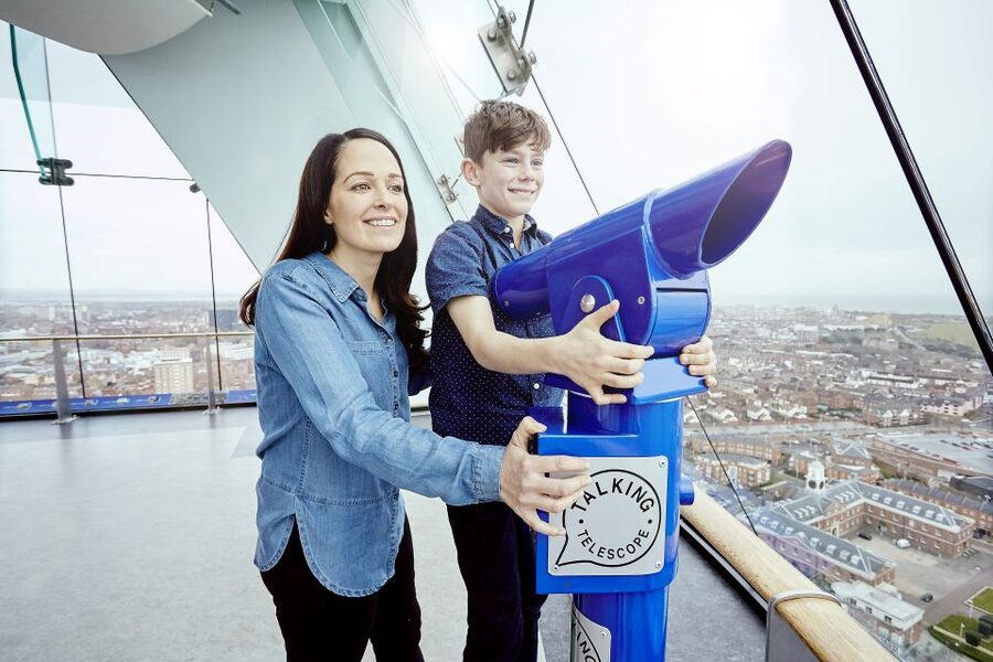 Portsmouth: Spinnaker Tower Ticket - Virtual reality for the brave: adding a vertigo-style extra