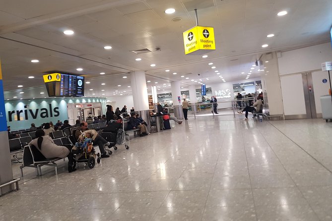 Private Arrival Transfer from Heathrow Airport to London - Your route choice: upgrading near Docklands or Canary Wharf