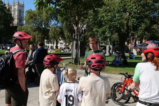 Private Bike or eBike Gold Classic Tour London - The Ride Through Westminster, Royal Parks, and Changing Guard