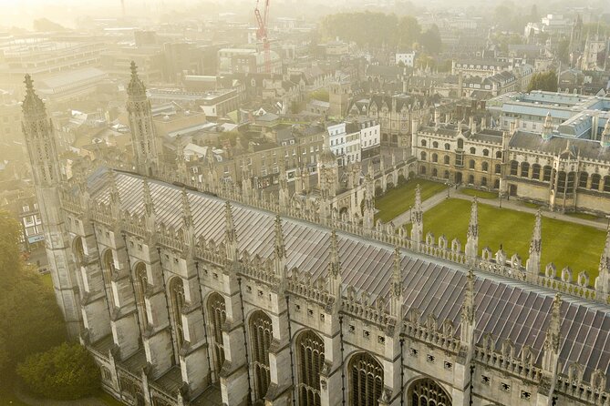 Private | Cambridge University Tour By Alumni™ & King's Chapel - Trinity and St John’s rivalry: a quick stop with payoff