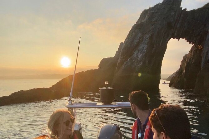 Private Coastal Boat Tour in Torquay - Secluded Bays And Short-Time Reality: How To Get The Best Out Of One Hour