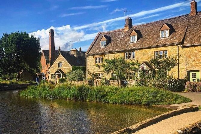 Private Cotswold Village Tour - 4th & 5th guest travel FREE - Stop 1: Stow-on-the-Wold Market Square and St Edward’s Church door