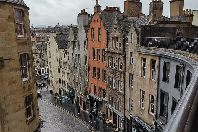 Private Edinburgh Full Day Guided Tour in a Black Cab LEVC TX - Grassmarket, St Giles, and the Royal Mile feel like Edinburgh’s spine