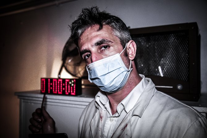 Private Escape Room with a Zombie in London - Zombie-pressure escape rooms are fun for a reason