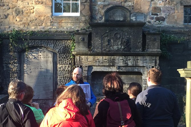 Private Greyfriars Kirkyard history tour - Planning tips: when to book, where to meet, and what to bring