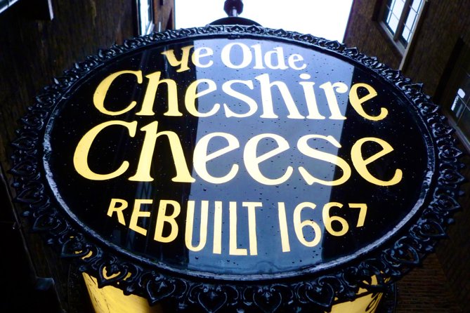 Private Group: Historical Pub Walking Tour of London - Mid-route legends: wedding cake, wordsmiths, and old London voices