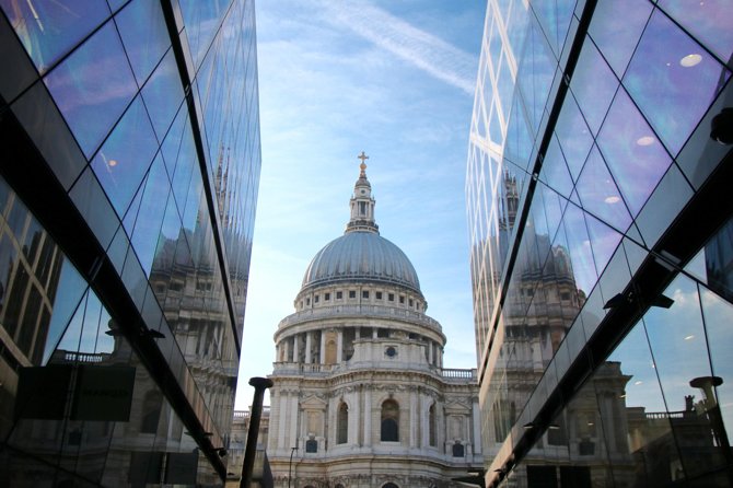 Private Group: Historical Pub Walking Tour of London - Black Friar: art-nouveau style and a proper first-round