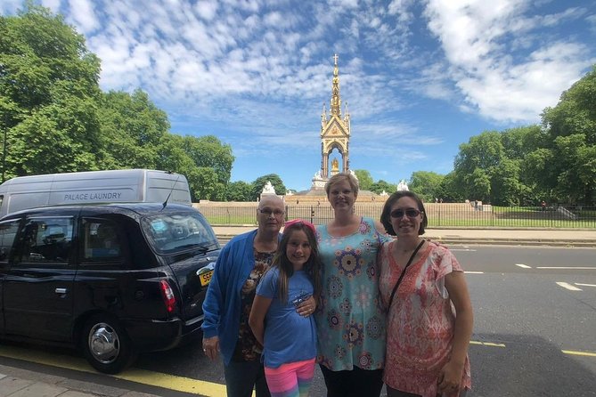 Private London Highlights Tour in a Black Cab: 2, 4, or 6 Hours - Whitehall to Horse Guards Parade: pageantry with a practical photo break