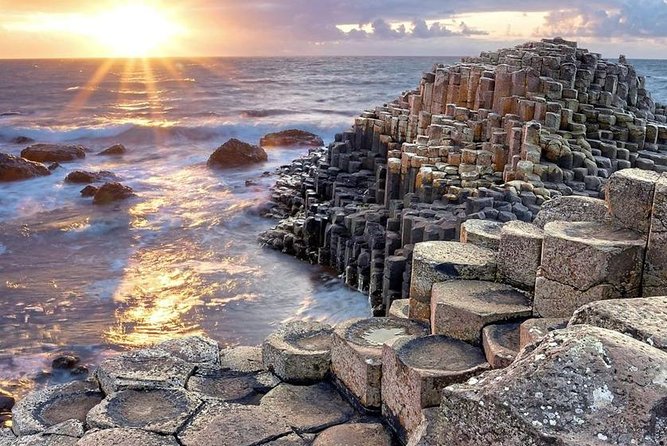Private Luxury Mercedes Rope Bridge Giants Causeway Coastal Tour - Ballintoy Harbour and the Iron Islands vibe