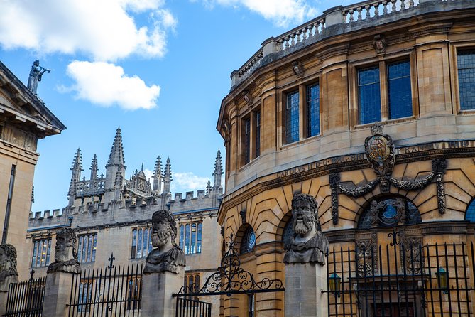 Private Oxford Walking Tour With University Alumni Guide - Price and Value: $104.17 for a Private 2-Hour Oxford Overview