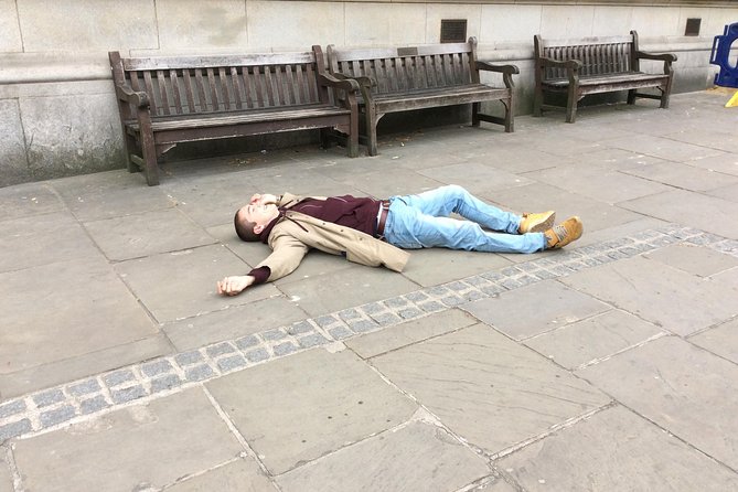 Private Sherlock Holmes Walking Tour in London - A Sherlock dedicated Victorian pub, where atmosphere matters