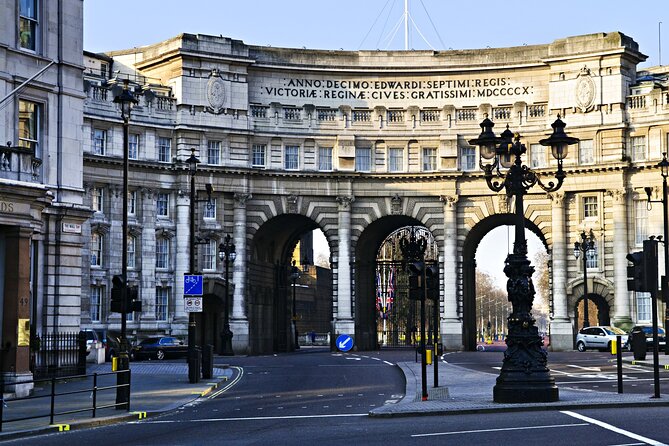 Private Tour: Black Taxi Tour of London - St Paul’s Cathedral, Tower Bridge, and the Tower of London, when time permits
