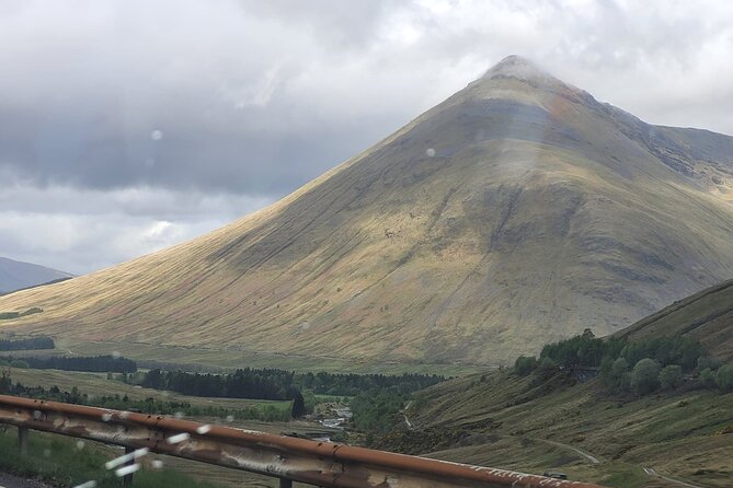 Private Tour of Highlands, Oban, Glencoe, Lochs & Castles from Glasgow - Stop 6: Oban, seafood town time, plus the Oban Distillery option and McCaig’s Tower