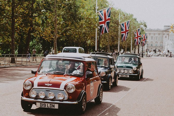 Private Tour of London's Landmarks in a Classic Car - Stop Three: Historic Centre of London, Your Quick Map of Old vs New