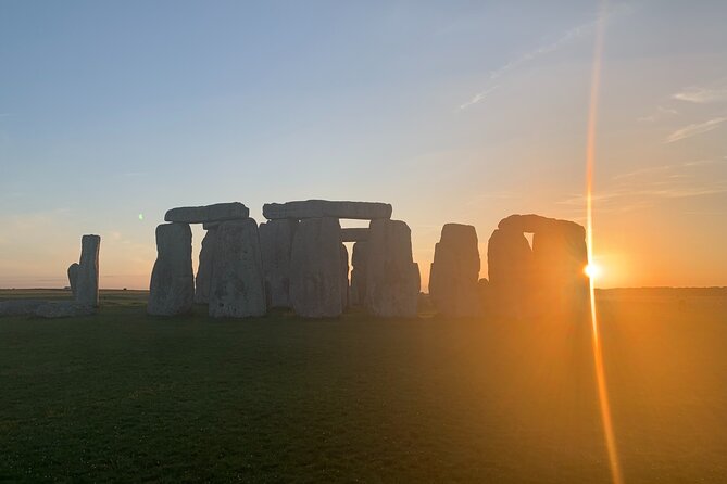 Private Tour to Stonehenge, Bath and The Cotswolds - Who should book this private Stonehenge, Bath, and Cotswolds tour