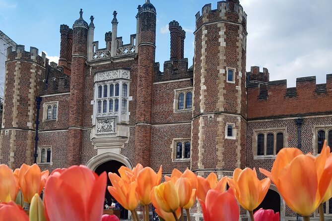Private tour with an accredited expert guide Hampton Court Palace - Time on the Ground: 2 to 2.5 Hours That Actually Feels Like a Tour