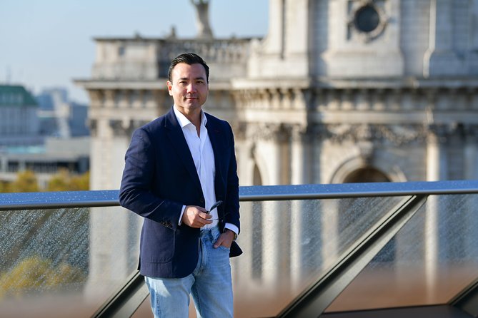 Professional Private Photoshoot in London - City of London Photos: When You Want a Different Kind of London