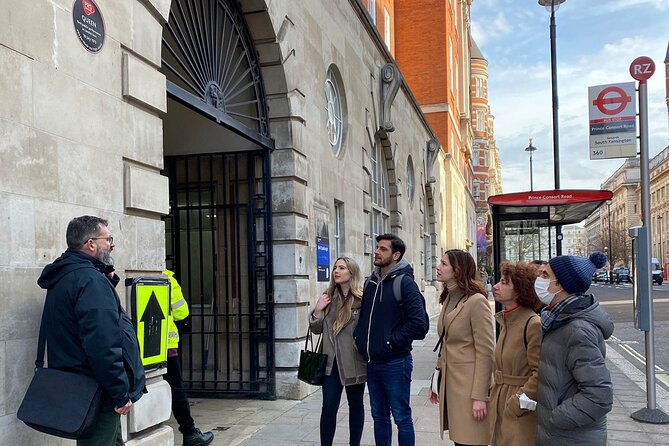 Queen Highlights Walking Tour of London - The vibe: a focused Queen walk, not a random sightseeing loop