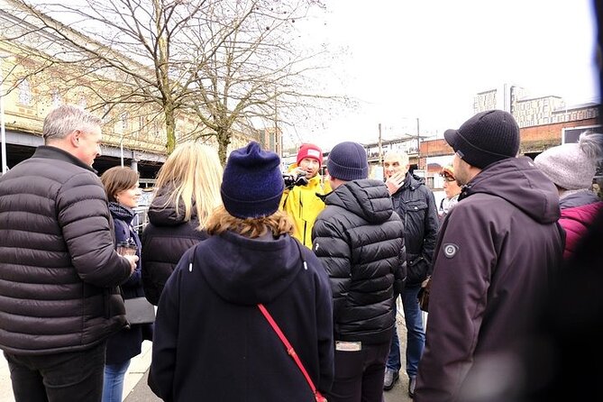 Rock and Goal Manchester Walking Tour - The guide makes it: humor, names, and asking questions