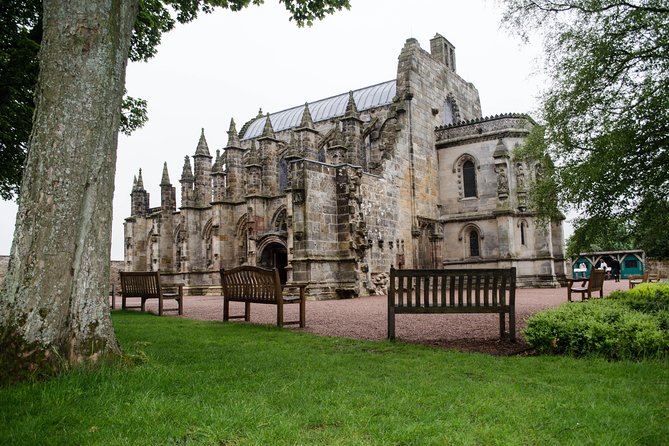 Rosslyn Chapel, Dunfermline Abbey and Stirling Castle Day Tour - A One-Day Scotland Checklist: Abbey, Castle, Chapel