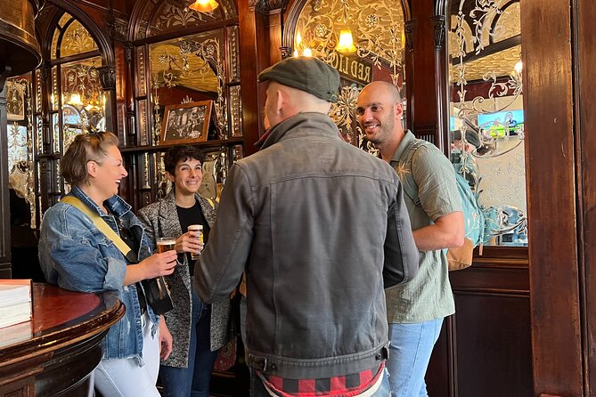 Royal Historic Pubs Walking Guided Tour in London - Timing, Comfort, And Weather Reality In London