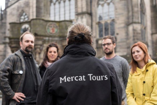Royal Mile and Edinburgh Castle - Small Group Walking Tour - How much walking and uphill climbs to expect
