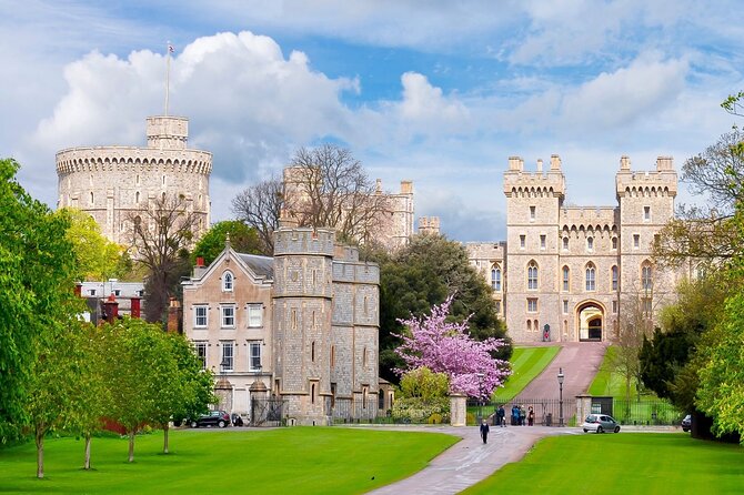 Royal Windsor & Stonehenge Private Tour - Who This Tour Suits Best