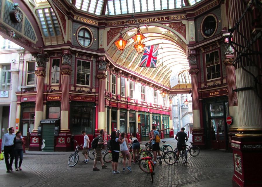 Secret London Tour by Bike - East End docks to Brick Lane, where London feels lived-in