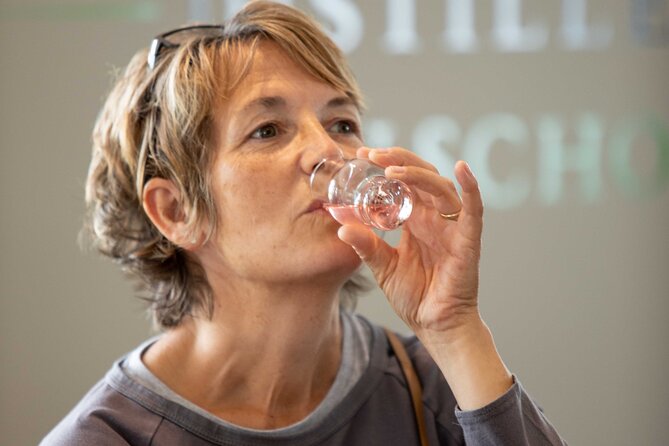 Shakespeare Distillery Tour - 11am Ticket - The tasting session: at least three spirits plus a gin and tonic