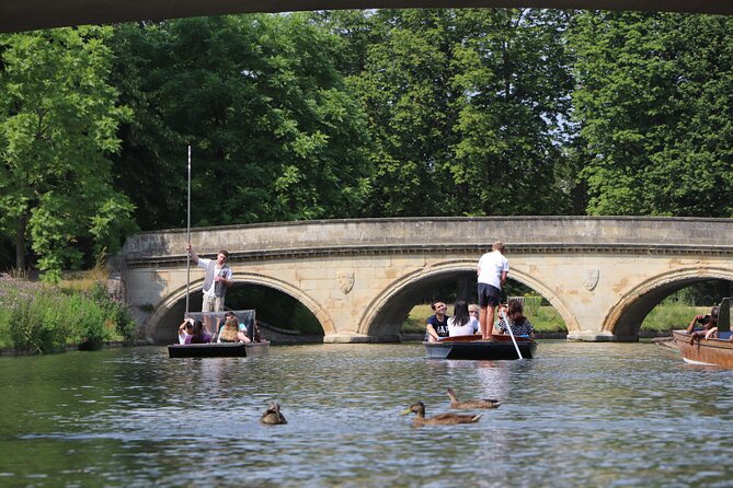 Shared Chauffeured Punt Tour - Magdalene College and Quayside: the punt starts with story momentum