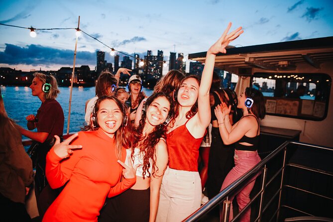 Silent Disco London Thames Boat Party - Silent disco on the Thames: what you’re really signing up for