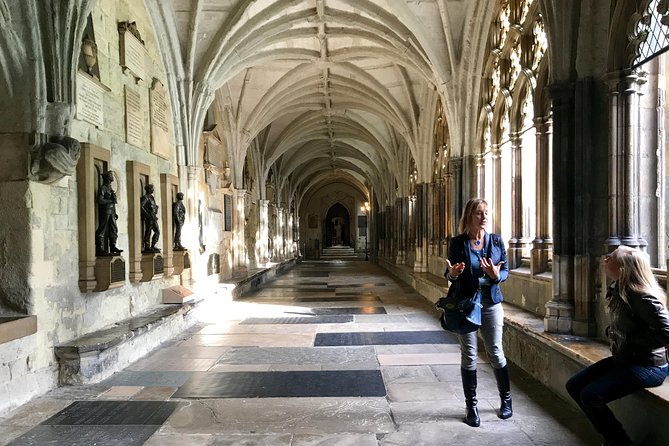 Skip the Line Parliament & Westminster Abbey Fully-Guided Tour - Meeting at Parliament Square and staying on schedule