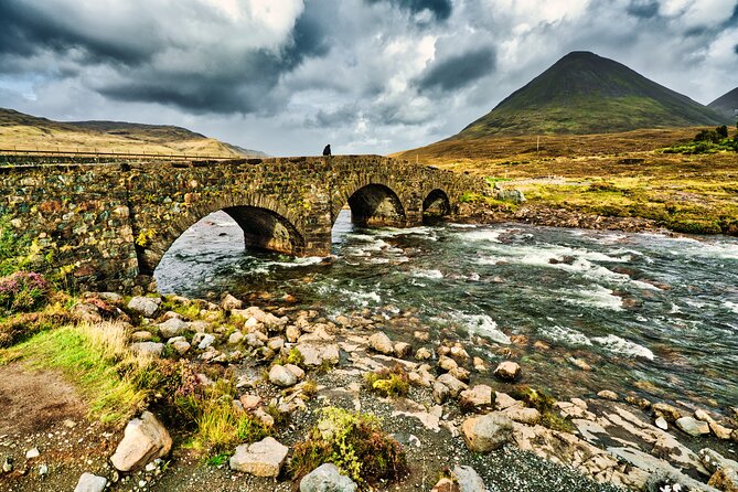 Skye Explorer Hiking Day Tour - Fairy Glen near Uig: short hike, fairy-tale terrain