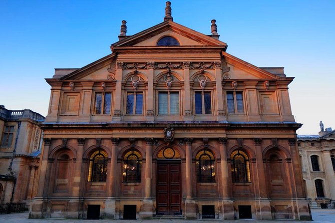 Small and Exclusive Oxford Highlights Tour - Sheldonian Theatre and the ceremonial Oxford feel